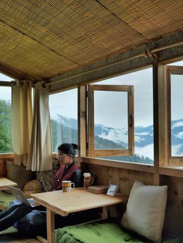 Glamp Eco Sethan Manali Mud Home and Private Room 27